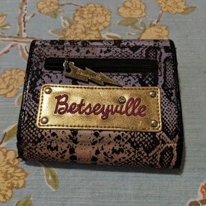 Ombre snake print wallet